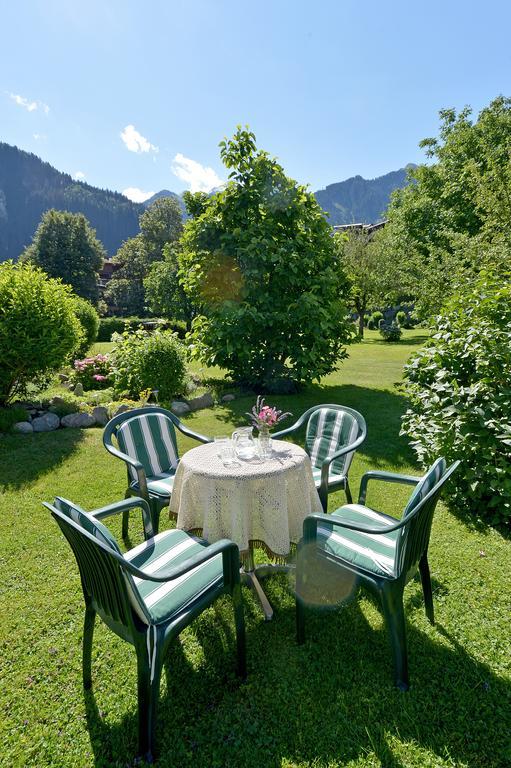 Gaestehaus Ahornblick Mayrhofen Buitenkant foto